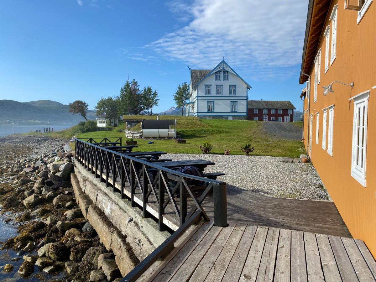 Sandtorgholmen Glamping Экстерьер фото