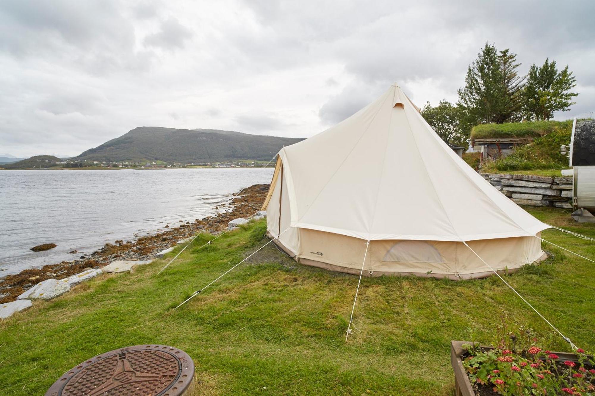 Sandtorgholmen Glamping Экстерьер фото